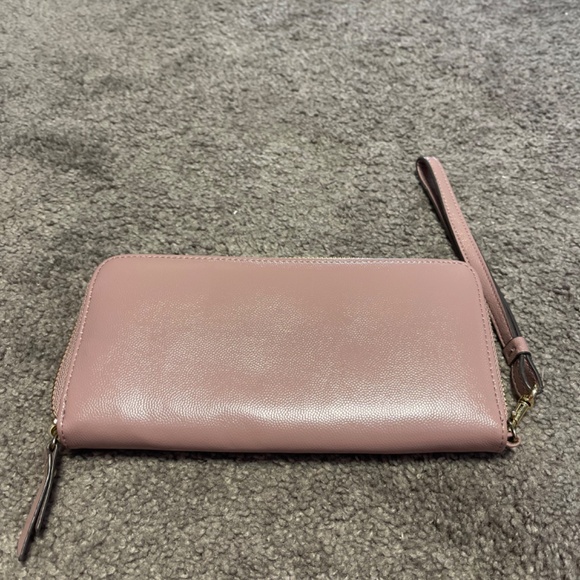 Anne Klein Bow Wristlet Blush Pink Zip Around Wallet - Picture 2 of 4